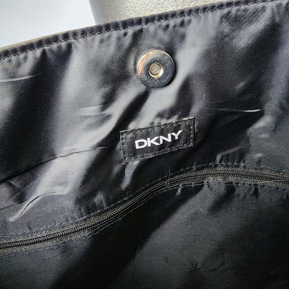 NWT DKNY Silver Skyline Shopping Tote / Sac / Shoulder Bag - Picture 5 of 8